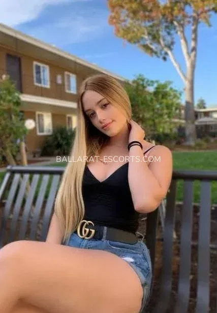 Ballarat escorts Laura — 1