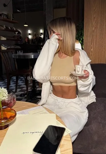 Ballarat escorts Leslie — 2