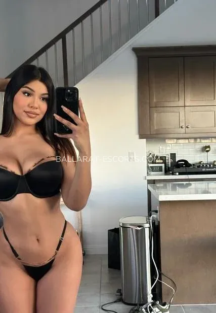 Ballarat escorts Malin — 1