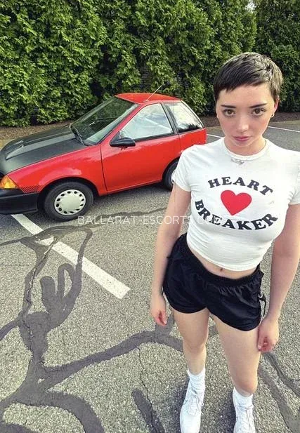 Ballarat escorts Gun — 1