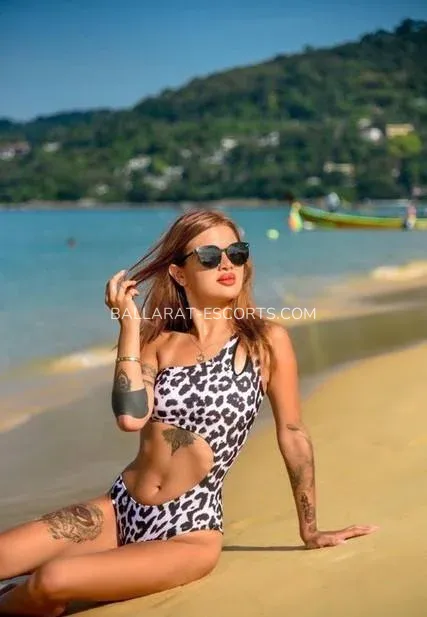 Ballarat escorts Gun — 5