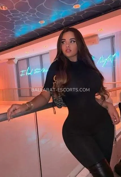 Escort djevojka Makenzie - Ballarat