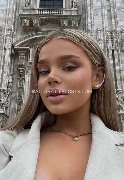 Ballarat escorts Amy — 4