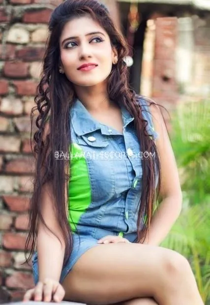 Escort djevojka Makayla - Ballarat