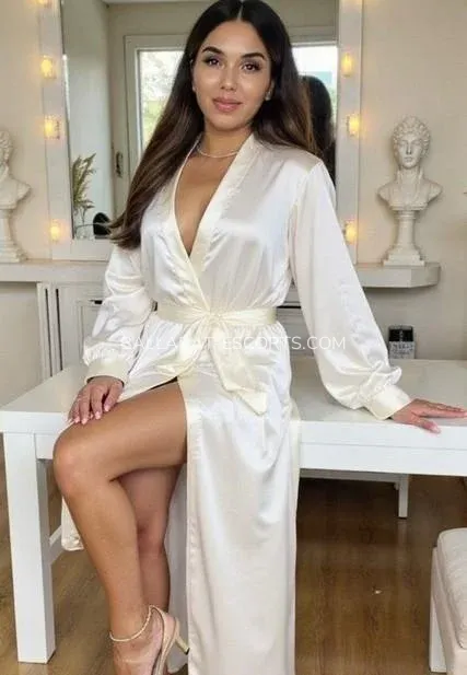 Ballarat escorts Caitlin — 5