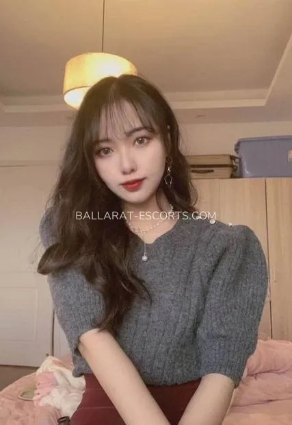Ballarat escorts Emilia — 2