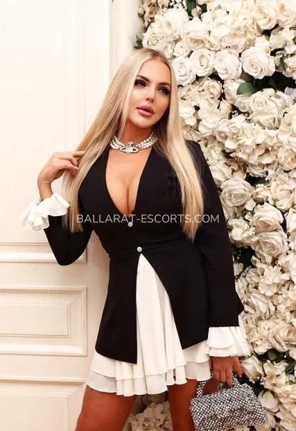 Ballarat escorts Peyton — 2